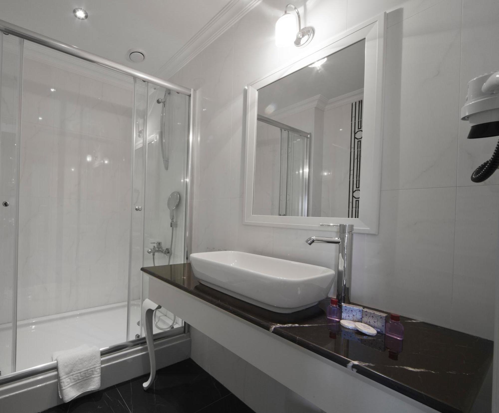 Aren Suites Istanbul Exterior foto